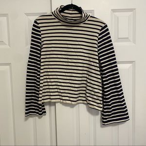 ⚡️ MOVING SALE! ⚡️ Madewell striped mock neck flare sleeve top size small